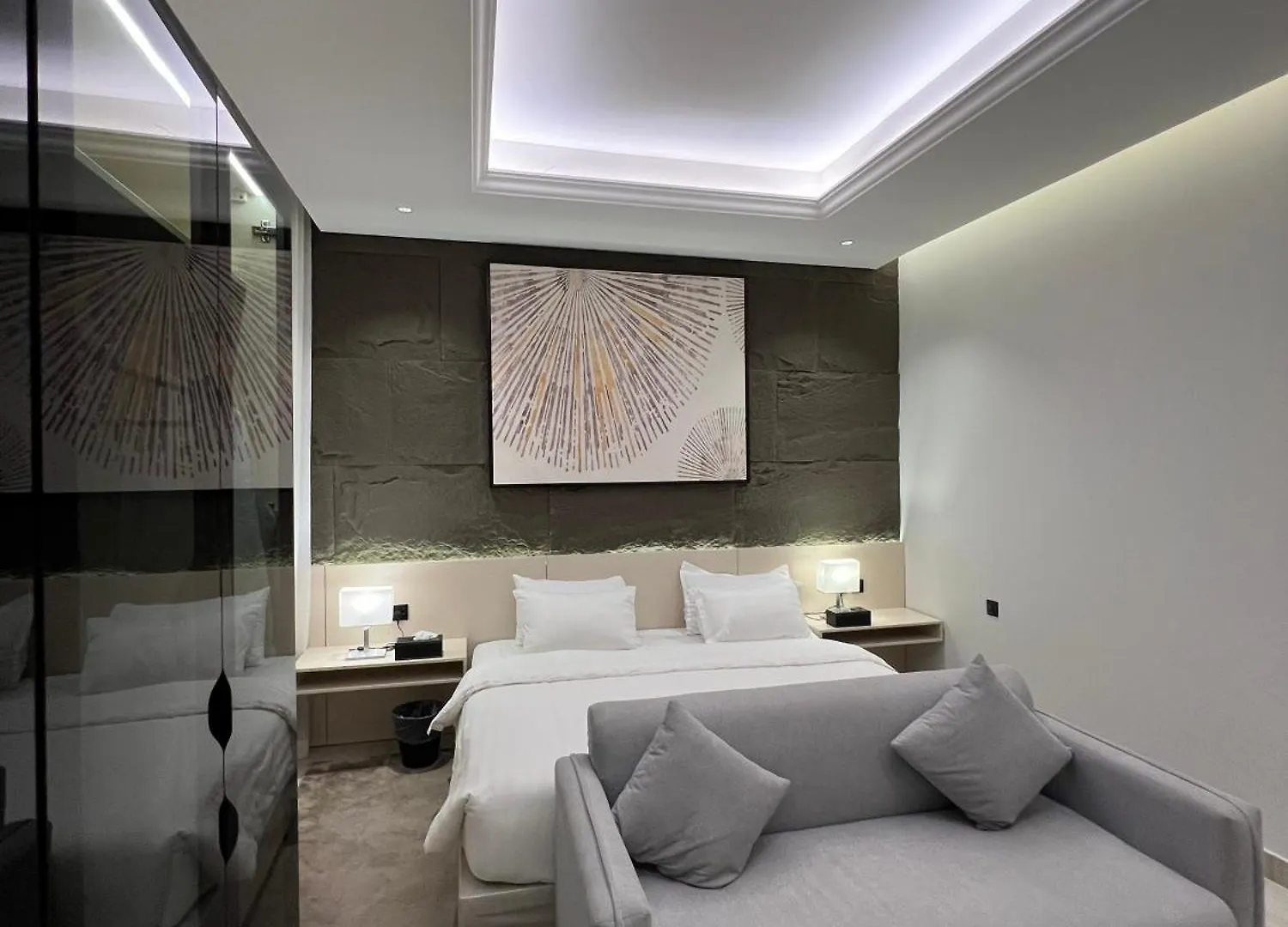 Riyadh Luxury الملقا 127