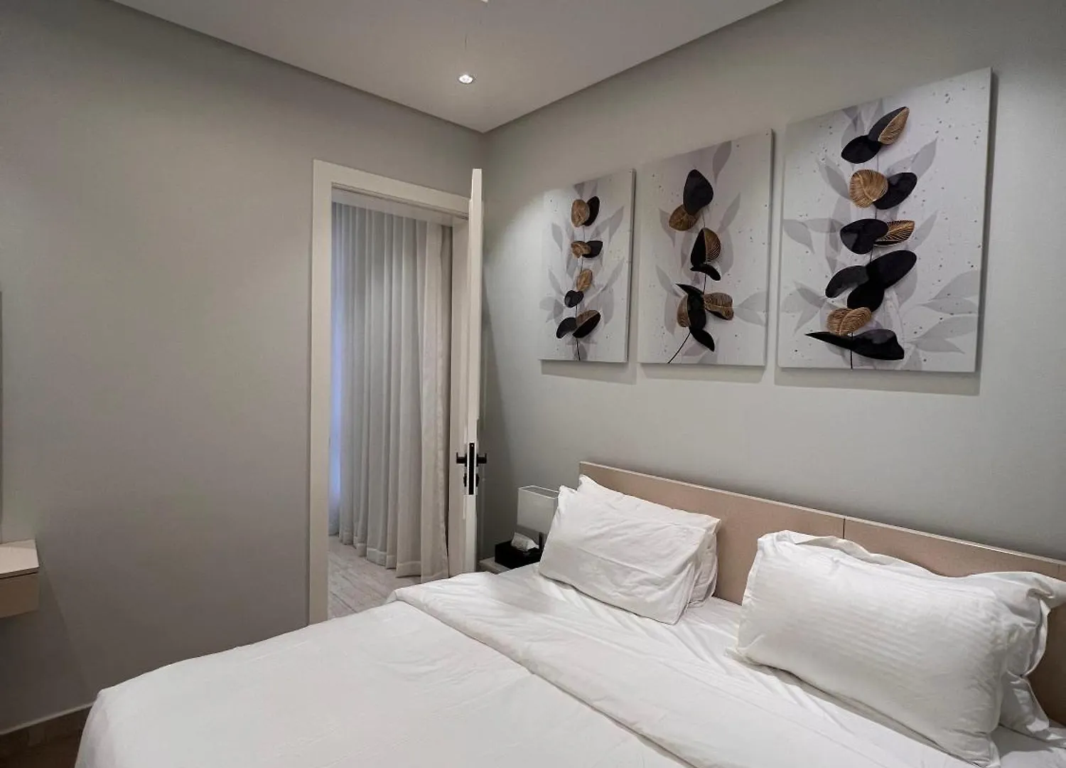 Riyadh Luxury الملقا 127 0*,  Saudi Arabia